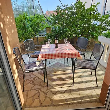 Brudi * Vinišće